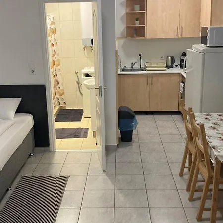 Apartment Aqfel Airport Vecses
